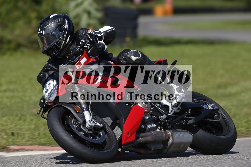 /Archiv-2024/29 12.06.2024 MOTO.CH Track Day ADR/Gruppe gelb/79